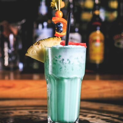 barcio-swimmingpool-cocktail.jpg